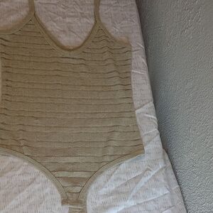 Toby Heart Ginger Textured Beige Top